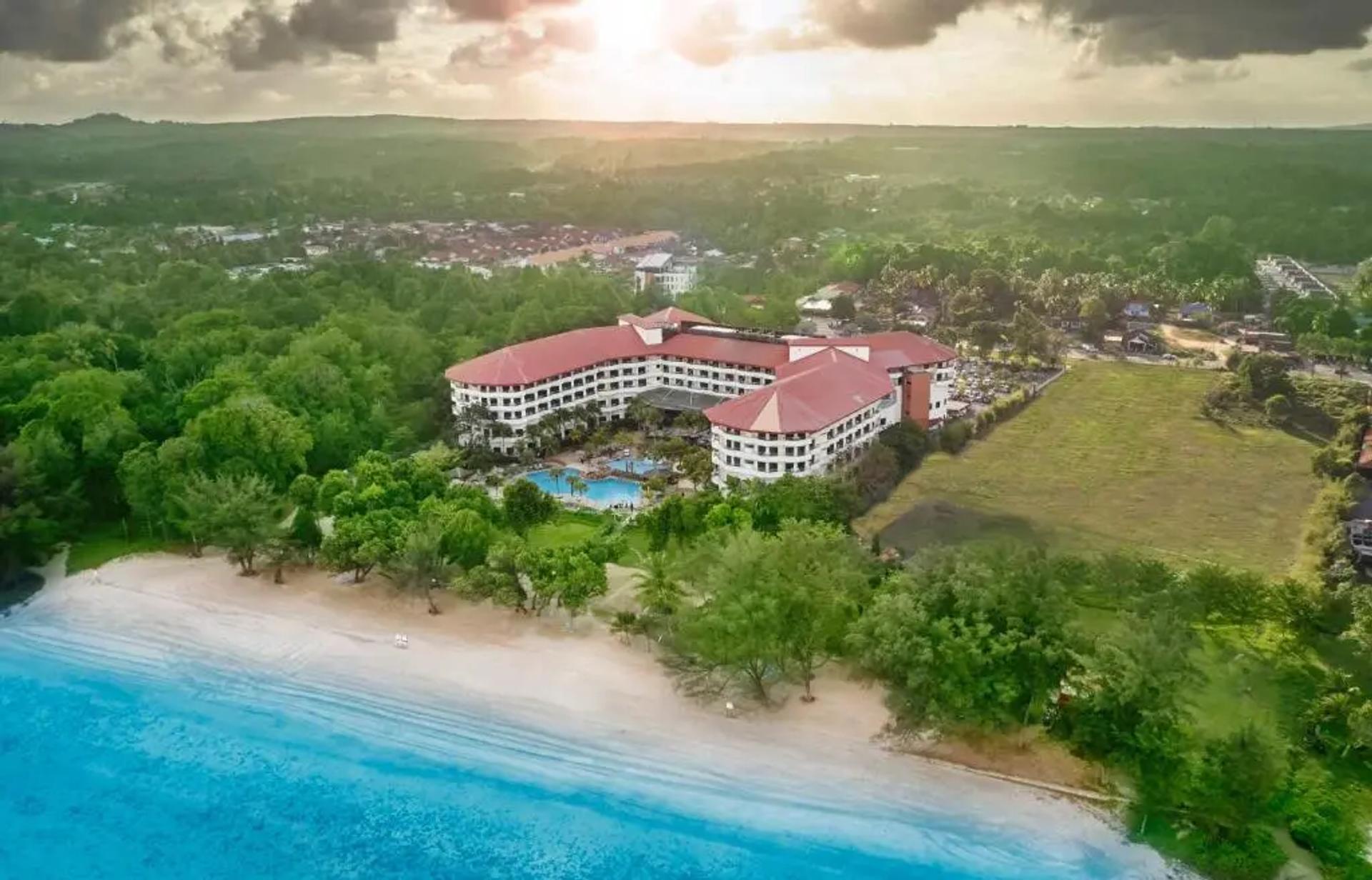 Swiss-Garden Beach Resort Kuantan Free & Easy Package