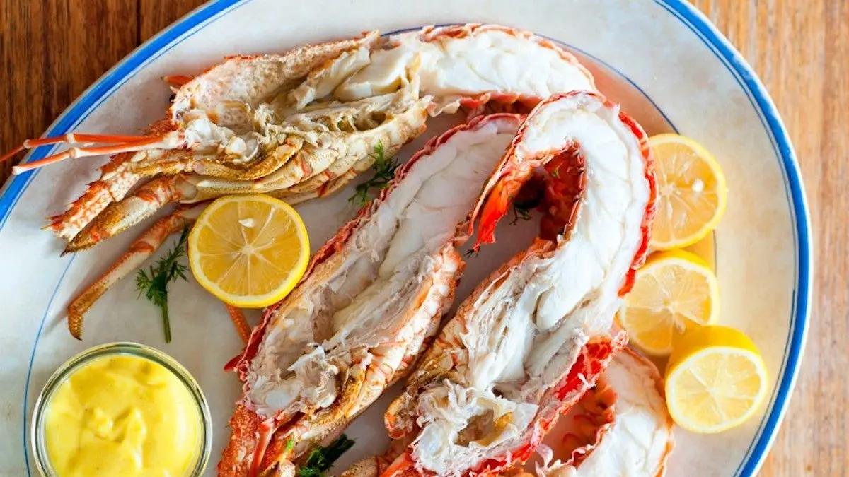 One Day Sungai Rengit, Desaru Fruits Farm and Lobster Meal