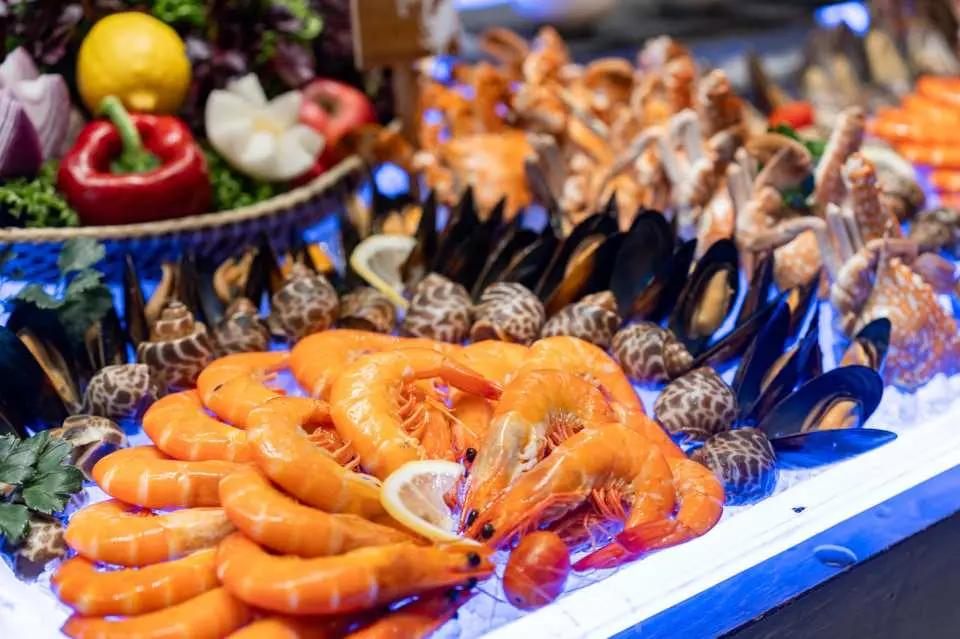 Roast Suckling Pig Feast + Hotel Seafood Buffet · Luxury Gourmet Day Trip