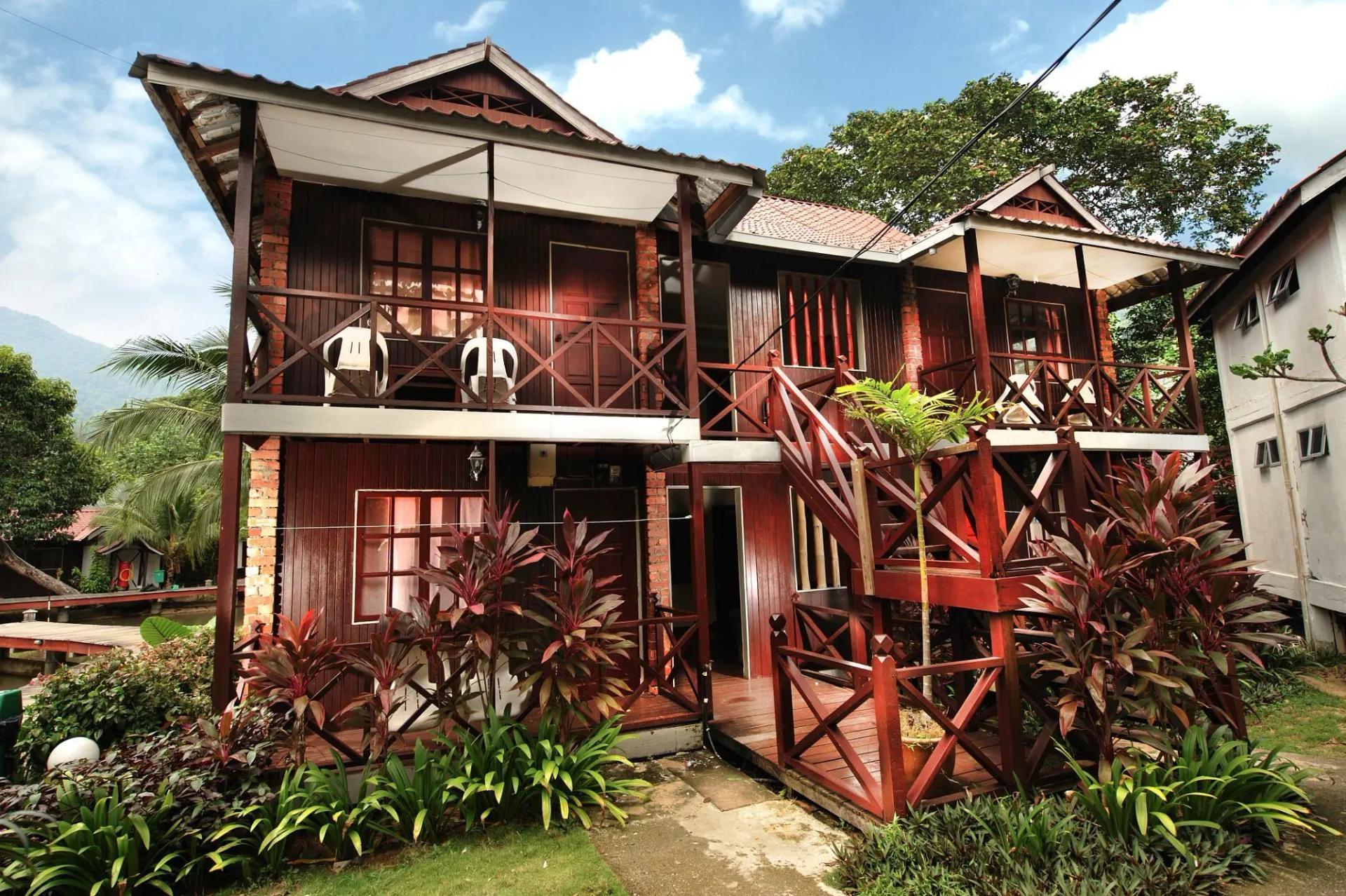 3/4D Paya Beach Full Board Package - Tioman Island