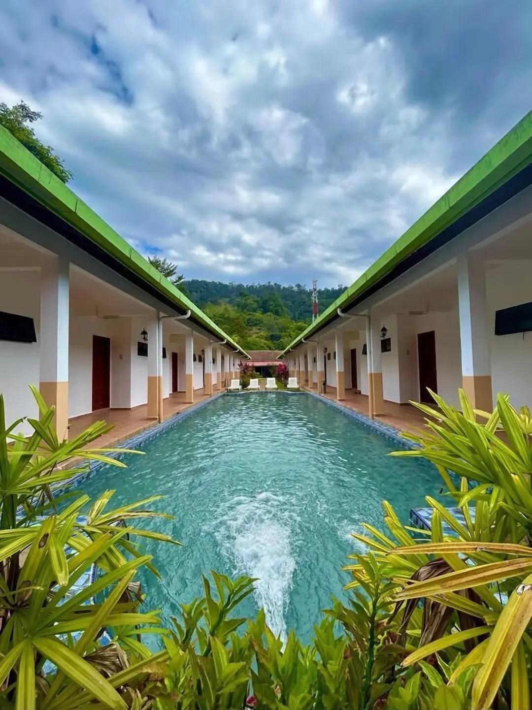 3D2N Xcape Resort Taman Negara National Park
